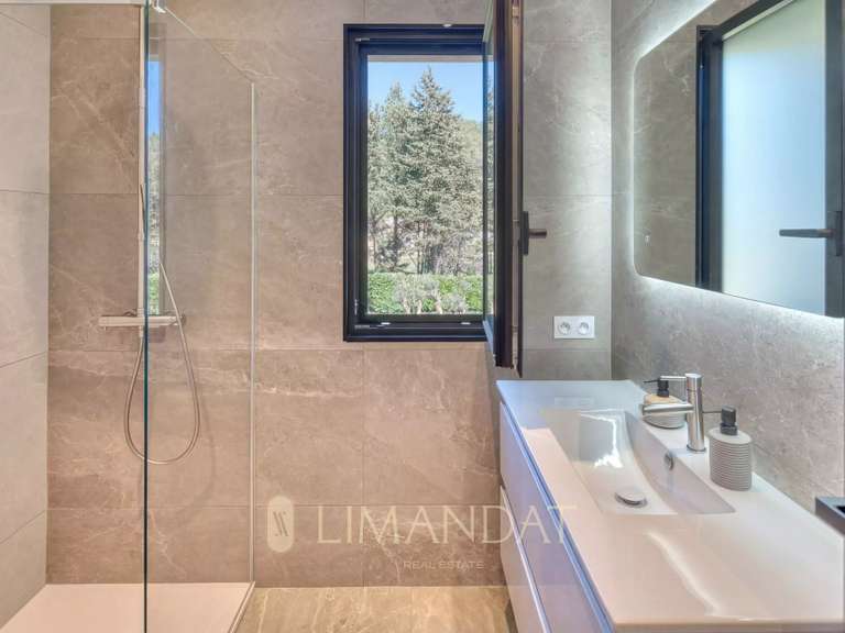 Villa Valbonne - 5 chambres - 174m²