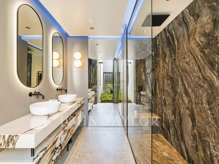 Villa Valbonne - 7 chambres - 240m²