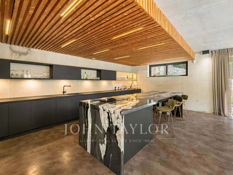 Villa Valbonne - 7 chambres - 240m²