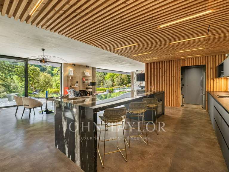 Villa Valbonne - 7 chambres - 240m²