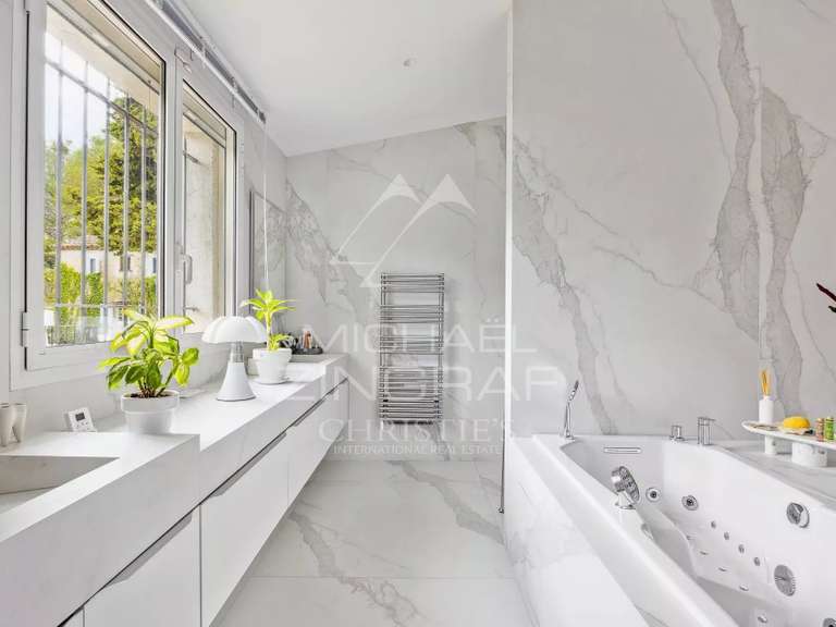 Villa Valbonne - 6 chambres - 438m²