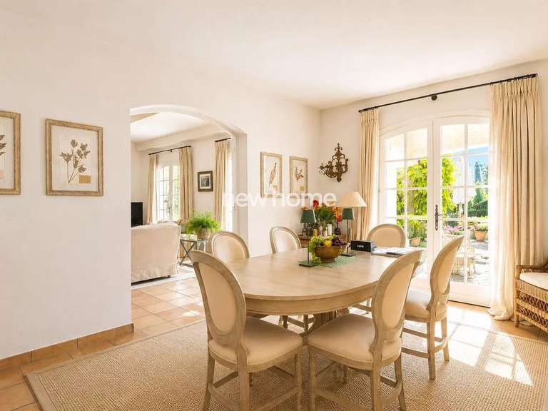 Villa Valbonne - 4 chambres - 215m²