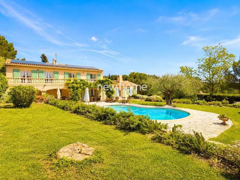 Villa Valbonne - 4 chambres - 215m²