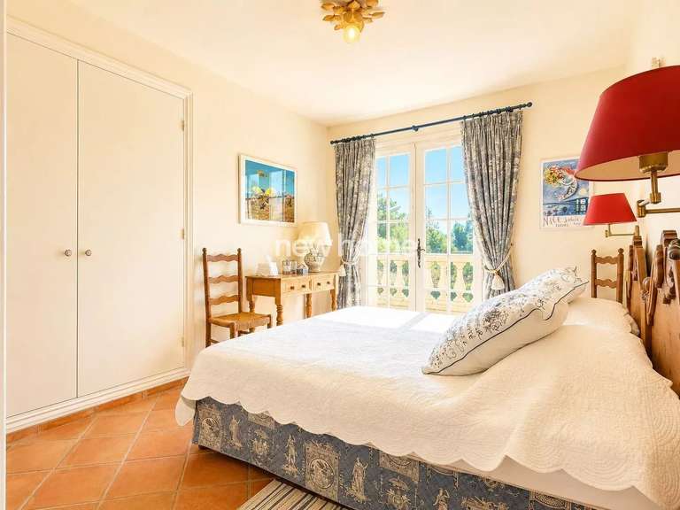 Villa Valbonne - 4 chambres - 215m²