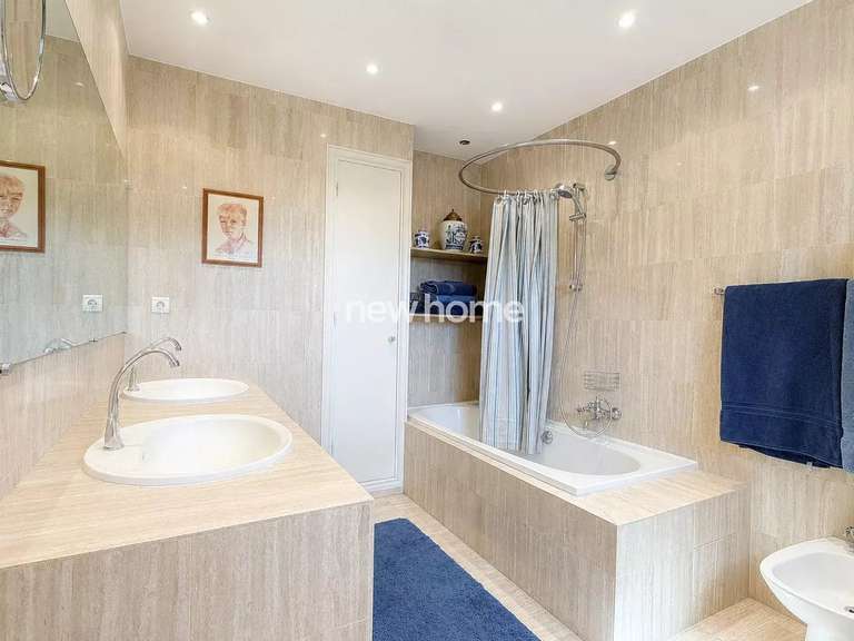 Villa Valbonne - 4 chambres - 215m²