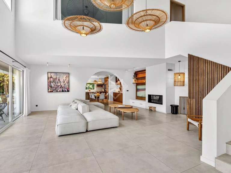 Villa Valbonne - 6 bedrooms - 477m²
