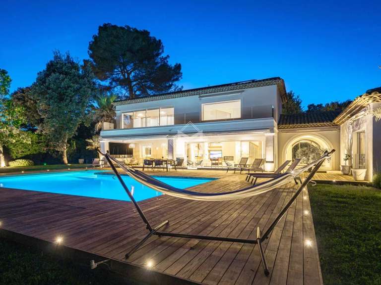 Villa Valbonne - 6 chambres - 477m²