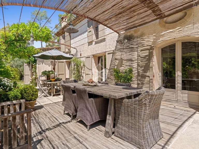 Villa Valbonne - 5 chambres - 300m²