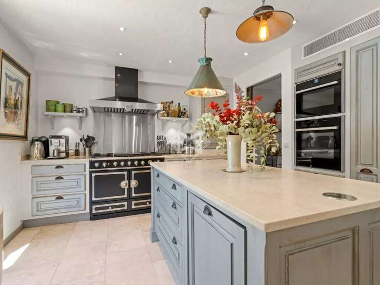 Villa Valbonne - 5 chambres - 300m²