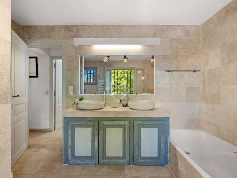 Villa Valbonne - 5 chambres - 300m²