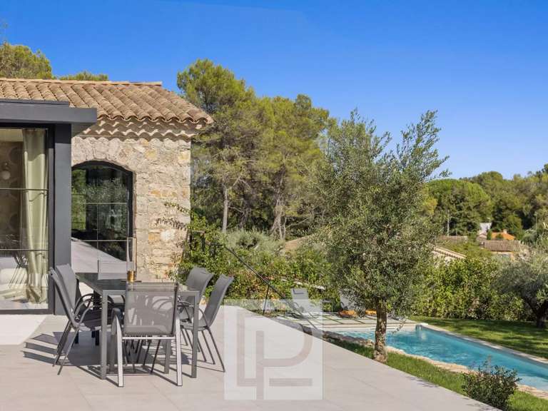 Villa Valbonne - 5 chambres - 289m²