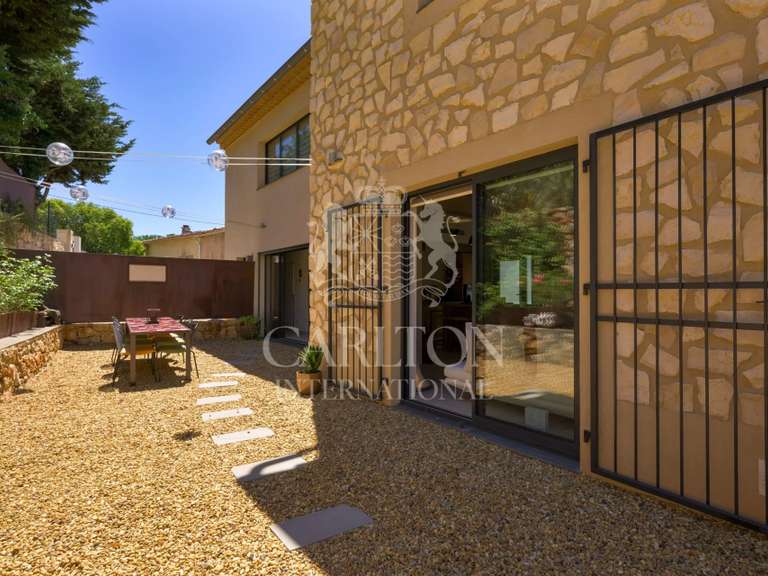 Villa Valbonne - 4 chambres - 177m²