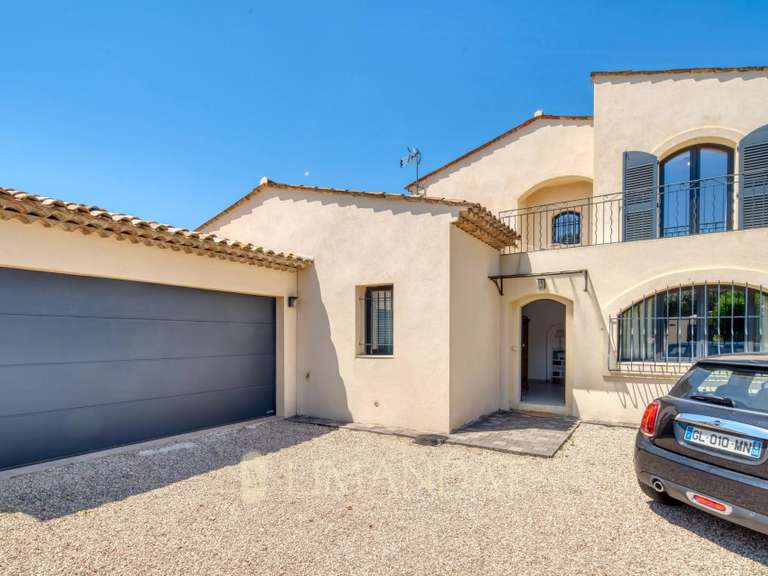 Villa Valbonne - 4 chambres - 175m²