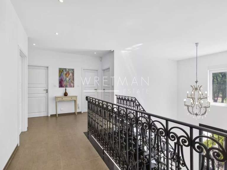 Villa Valbonne - 310m²