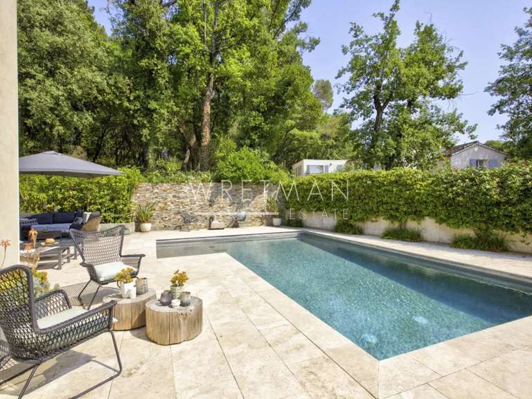 Villa Valbonne - 310m²
