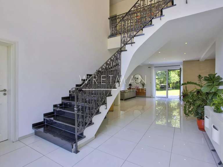Villa Valbonne - 310m²