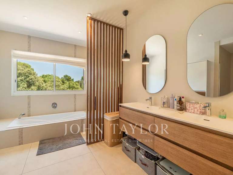 Villa Valbonne - 6 chambres - 434m²