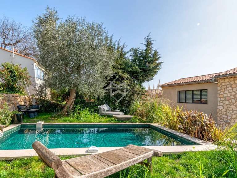 Villa Valbonne - 5 chambres - 177m²
