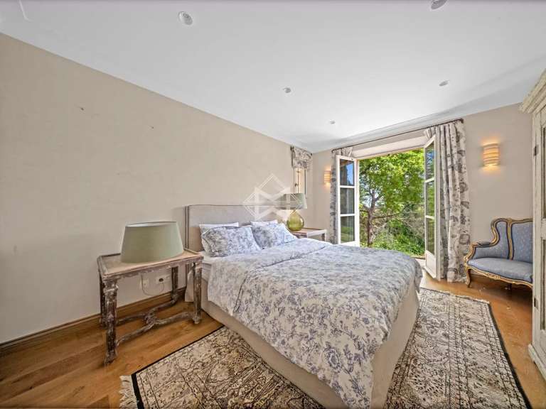 Villa Valbonne - 6 chambres - 314m²