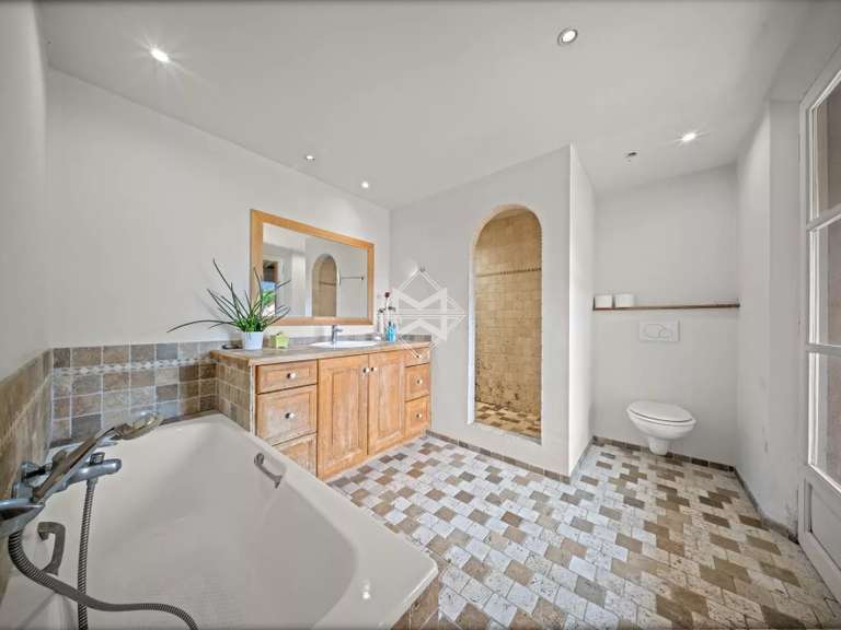 Villa Valbonne - 6 chambres - 314m²