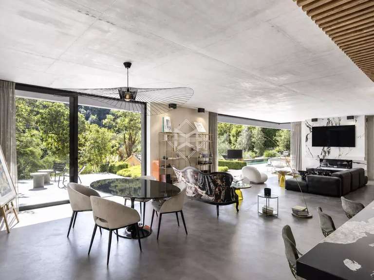 Villa Valbonne - 4 bedrooms - 260m²