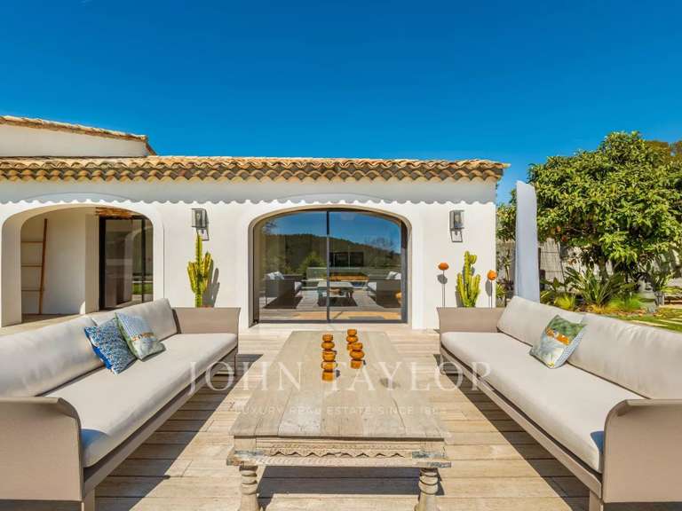 Villa Valbonne - 4 bedrooms - 338m²