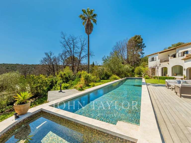 Villa Valbonne - 4 bedrooms - 338m²
