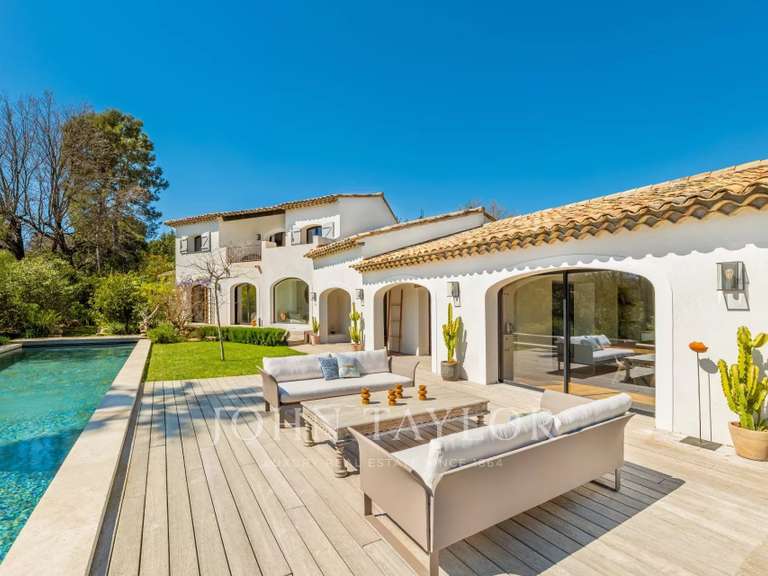 Villa Valbonne - 4 bedrooms - 338m²