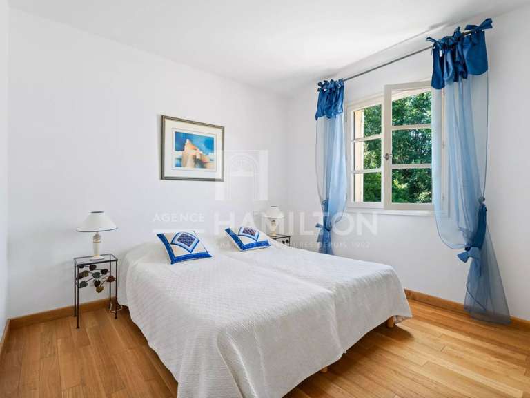 Villa Valbonne - 4 chambres - 204m²
