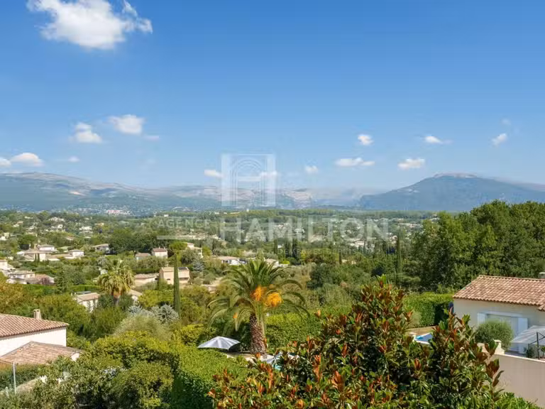 Villa Valbonne - 4 chambres - 204m²
