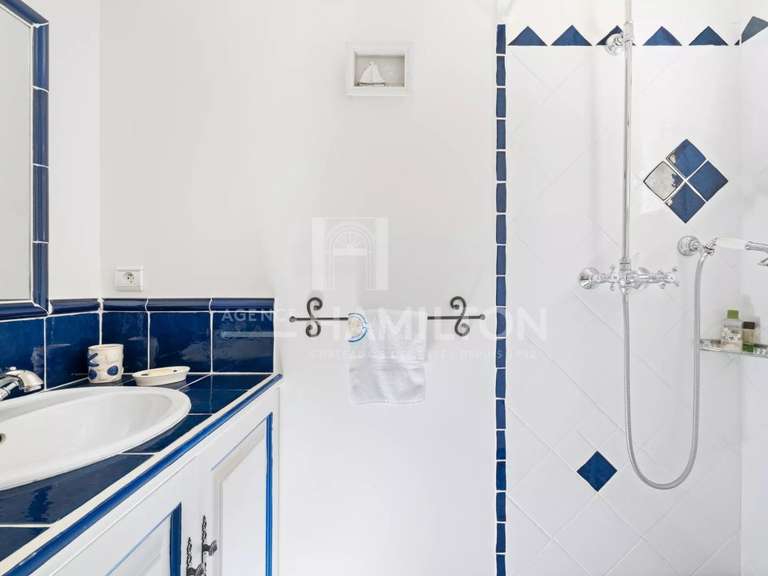 Villa Valbonne - 4 chambres - 204m²