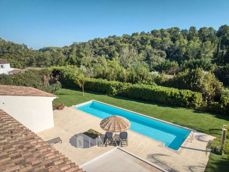 Villa Valbonne - 3 bedrooms - 185m²