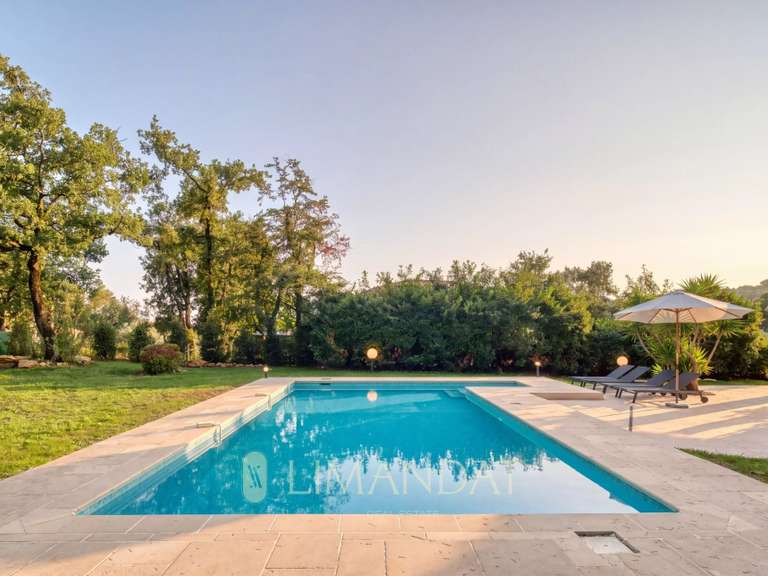 Villa Valbonne - 4 bedrooms - 200m²