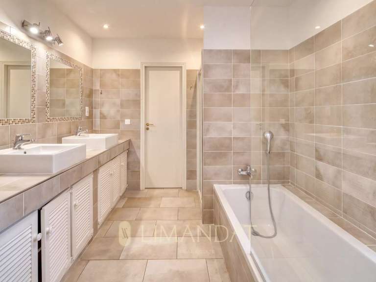 Villa Valbonne - 4 bedrooms - 200m²