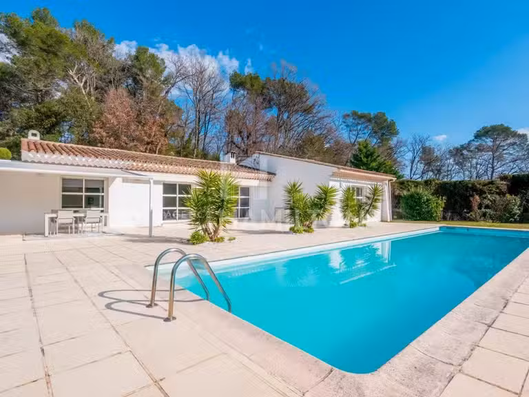 Villa Valbonne - 4 chambres - 185m²