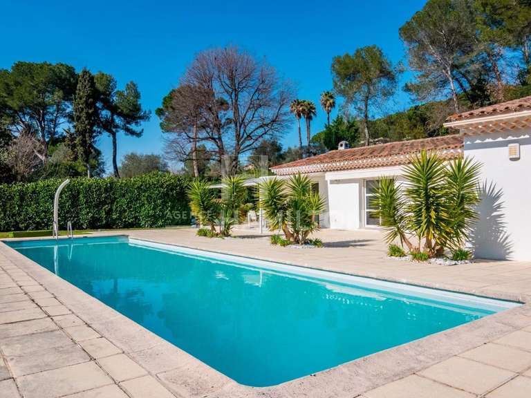 Villa Valbonne - 4 chambres - 185m²