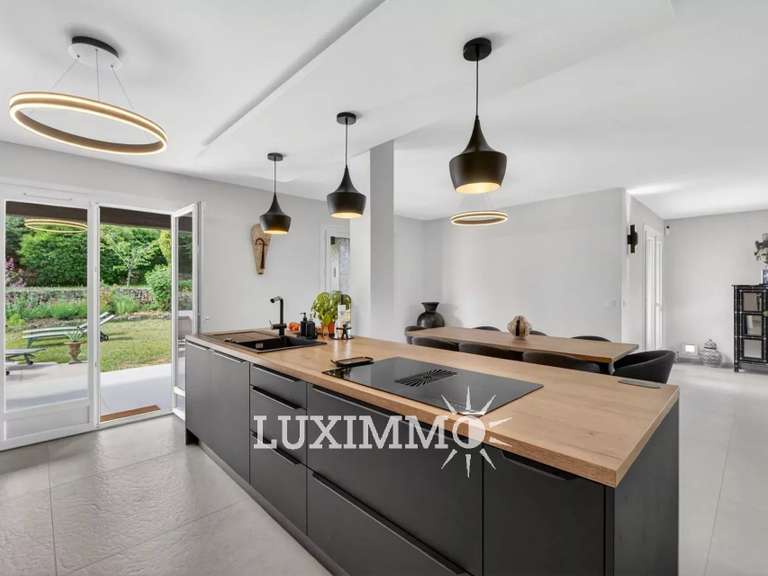 Villa Valbonne - 5 chambres - 176m²
