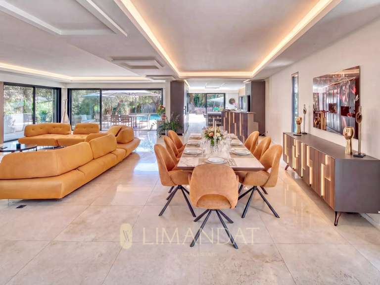 Villa Valbonne - 5 chambres - 321m²