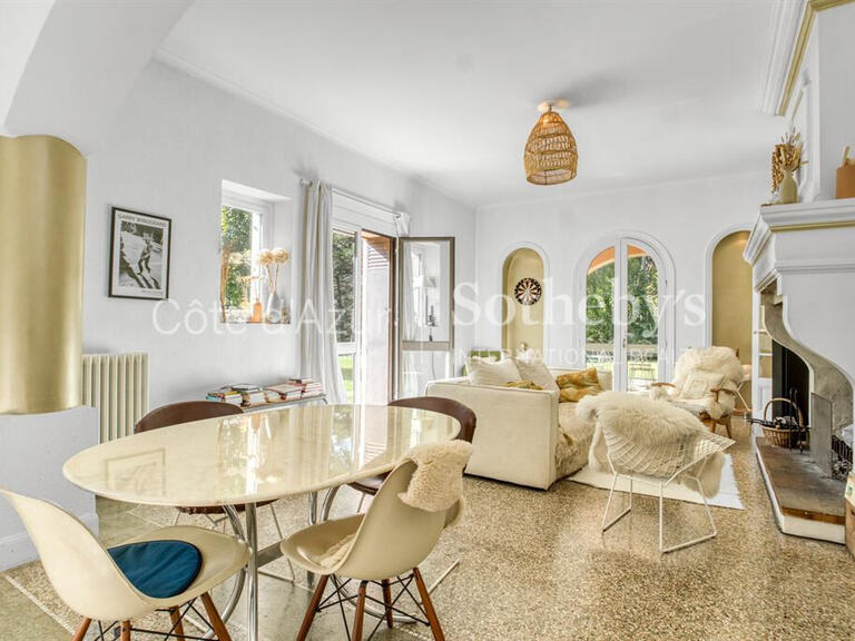 House Valderoure - 6 bedrooms - 328m²
