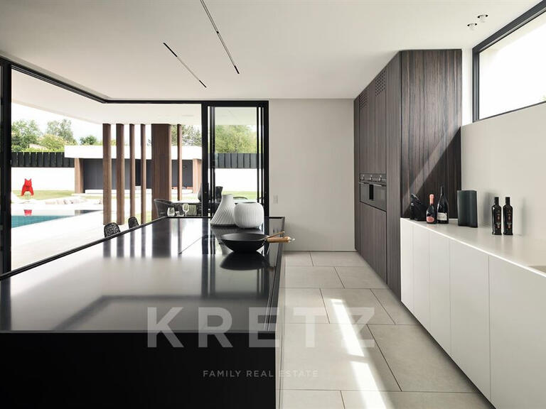 Maison Valence - 4 chambres - 276m²