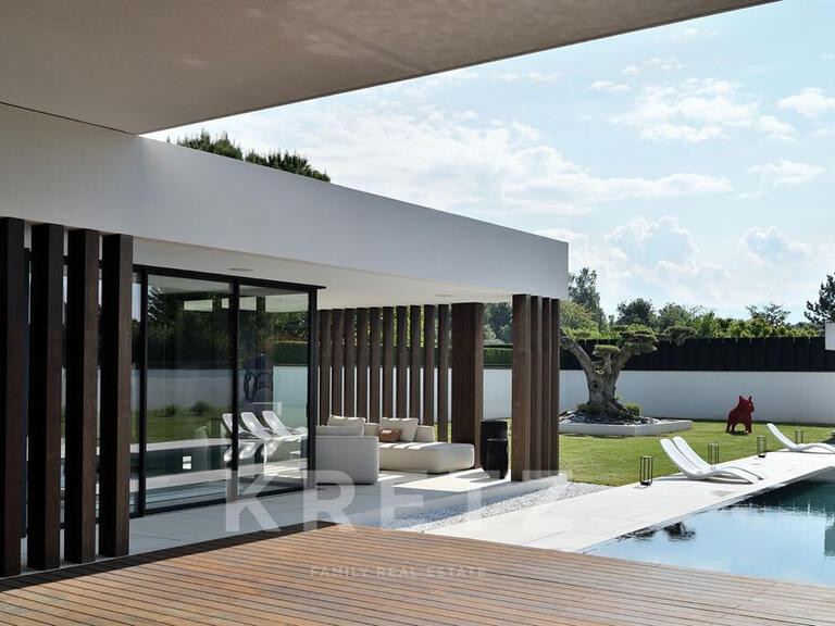 Maison Valence - 4 chambres - 276m²
