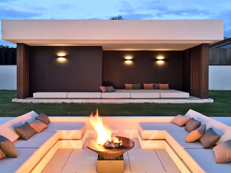 Maison Valence - 4 chambres - 276m²