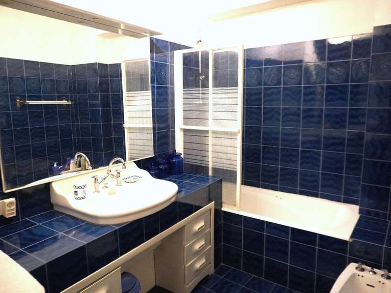 Maison Valence - 8 chambres - 618m²