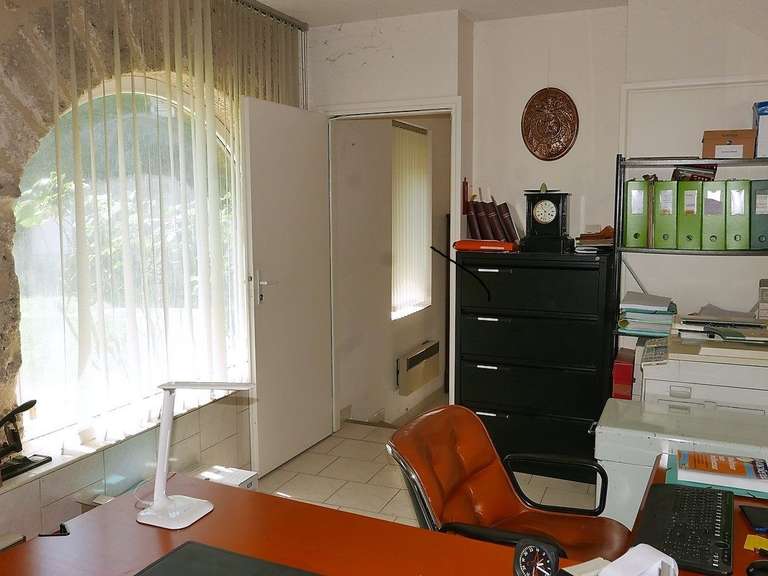 Maison Valence - 8 chambres - 618m²