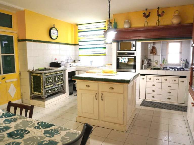 Maison Valence - 8 chambres - 618m²