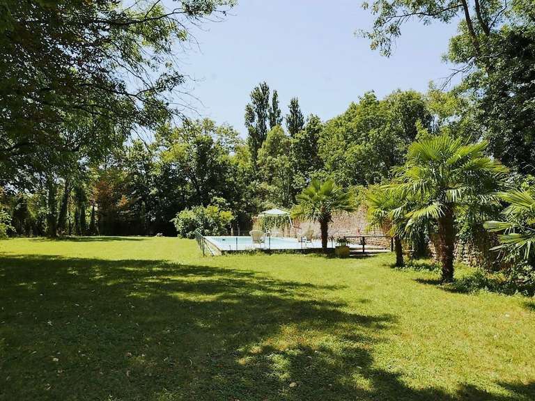 Maison Valence - 8 chambres - 618m²