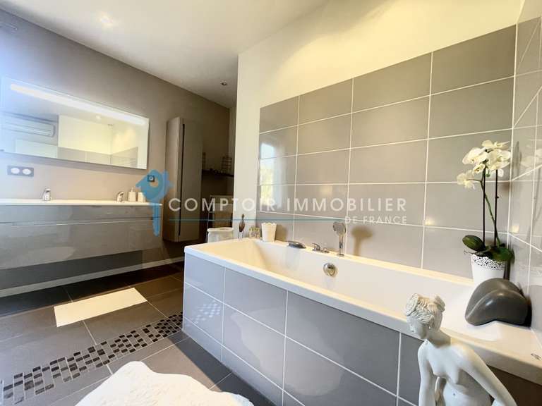 Maison Valence - 3 chambres - 114m²