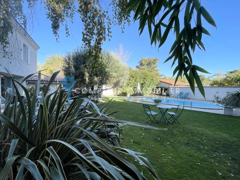 Maison Valence - 3 chambres - 114m²