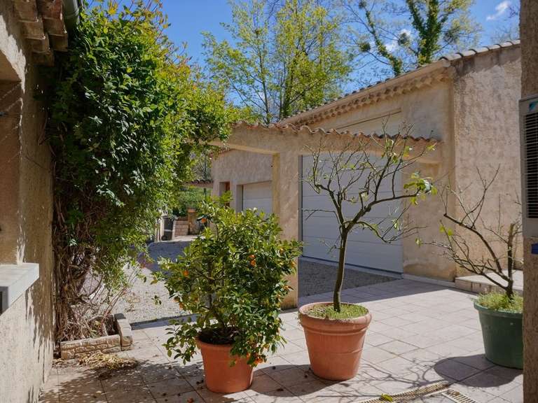 Maison Valence - 5 chambres - 205m²