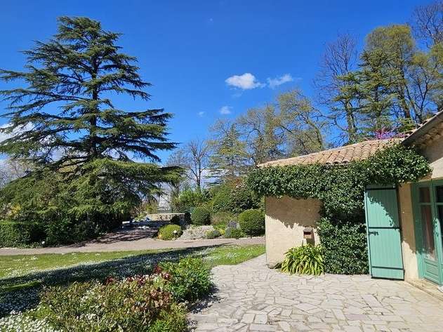 Maison Valence - 5 chambres - 205m²